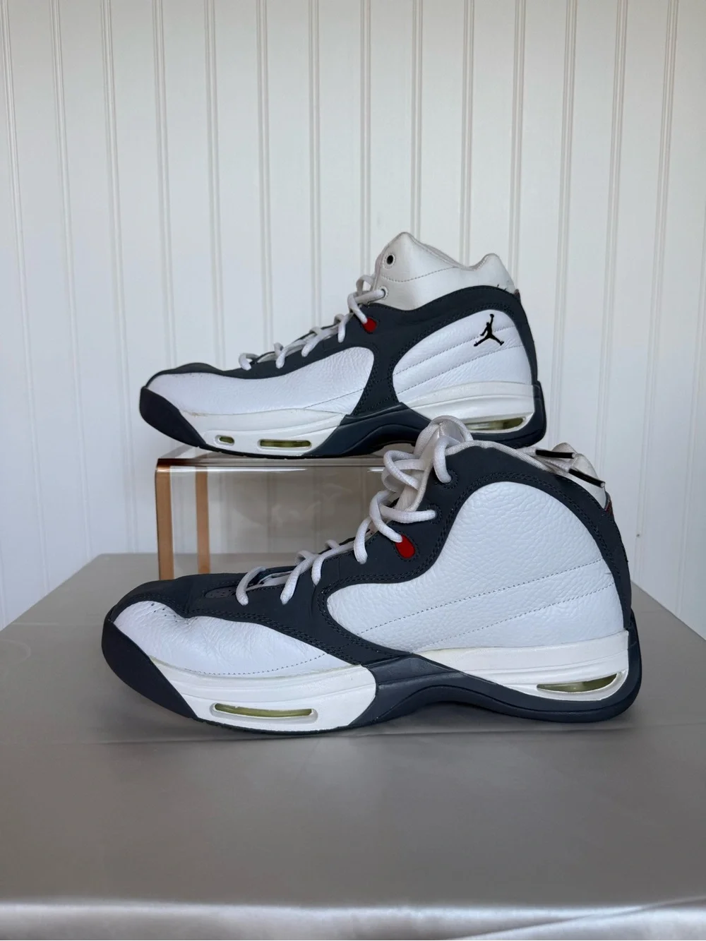Nike Air Jordan Team White Gray Red Basketball Shoes Sz 11 w/ COA